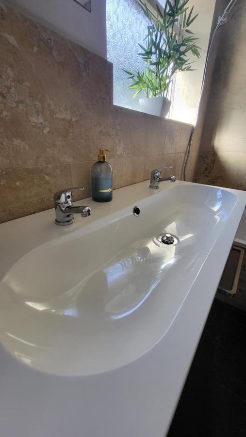 Hotel The Bolt Newhaven Esterno foto